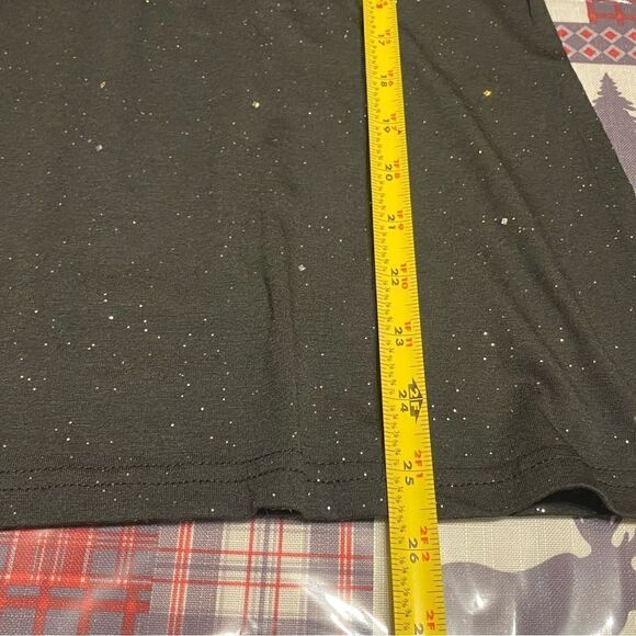 Sheilay Black & Metallic Silver Tank Top, Size XL. (S130) - Picture 6 of 6